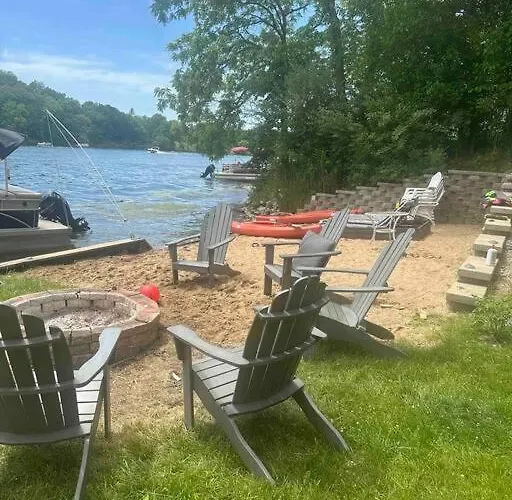 House Perfect For Family Of 10 Putnam