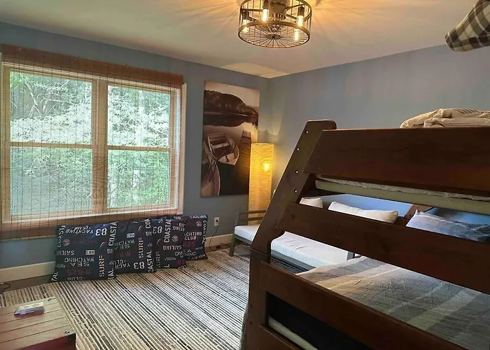 House Perfect For Family Of 10 *