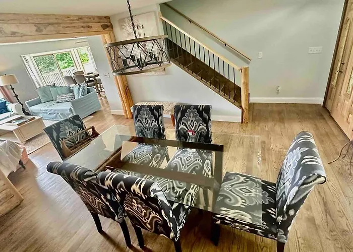Дом отдыха House Perfect For Family Of 10 *