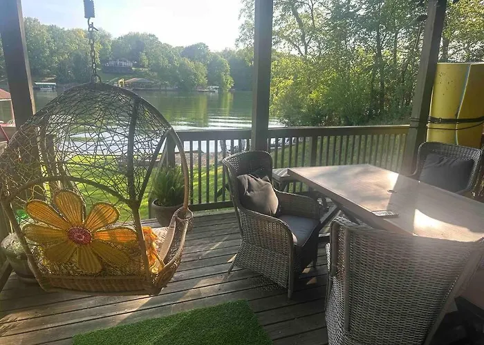 House Perfect For Family Of 10